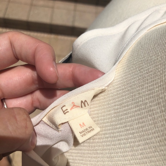 EM flowy cream racer back top medium - Picture 4 of 5